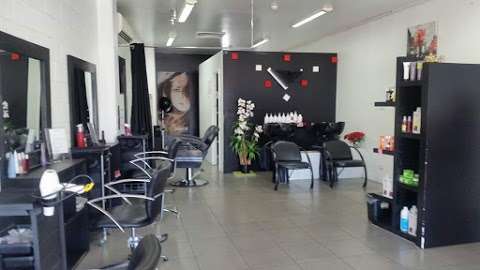 Photo: Dhillonz hair and beauty salon